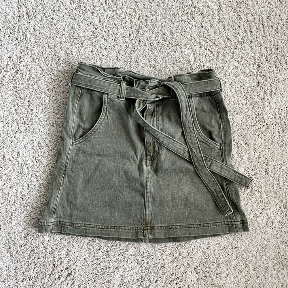 Comfy mini skirt